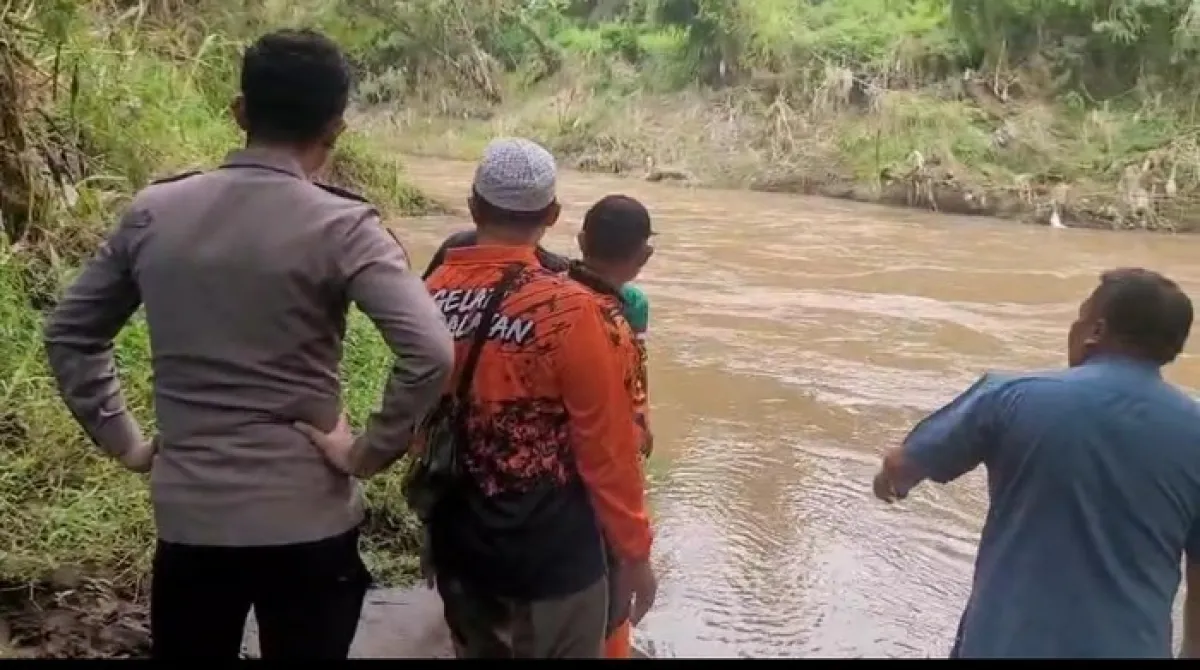 Dua Bocah Terseret Arus Sungai Pancar Glagas di Probolinggo, Satu Meninggal Dunia