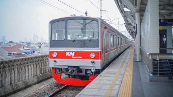 Mulai Maret 2026, Kereta Komuter SUPASPRO Layani Surabaya–Probolinggo dengan Tarif Rp6.500