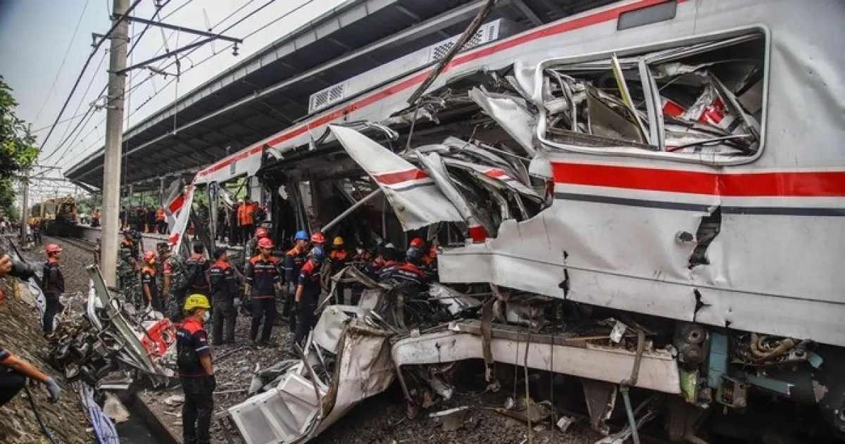 Tragedi KA Argo Bromo Anggrek vs KRL di Bekasi Timur: 16 Korban Meninggal, 91 Luka-Luka